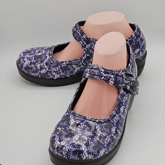 Easy works by Easy Street Floral slip resistant clogs size 9.5 - Picture 15 of 16